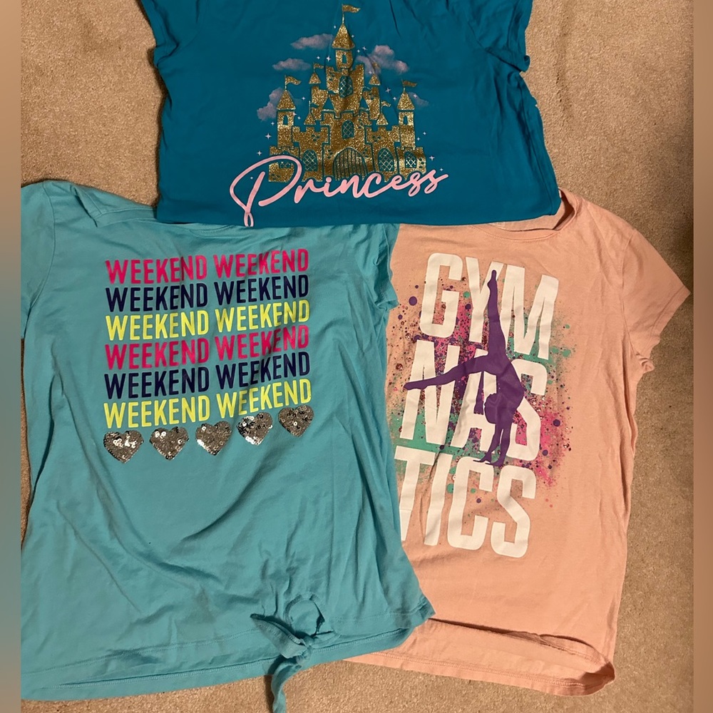 Children’s place size 14-16 tshirts